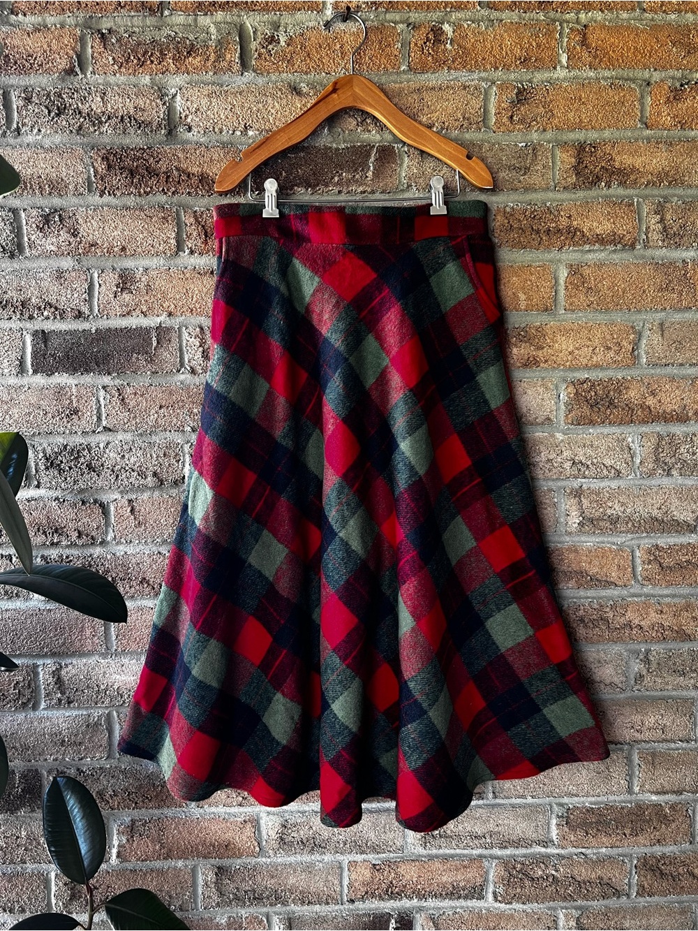 LECAIYIREN Red Green Plaid A-Line Midi Skirt XL Fall Tartan